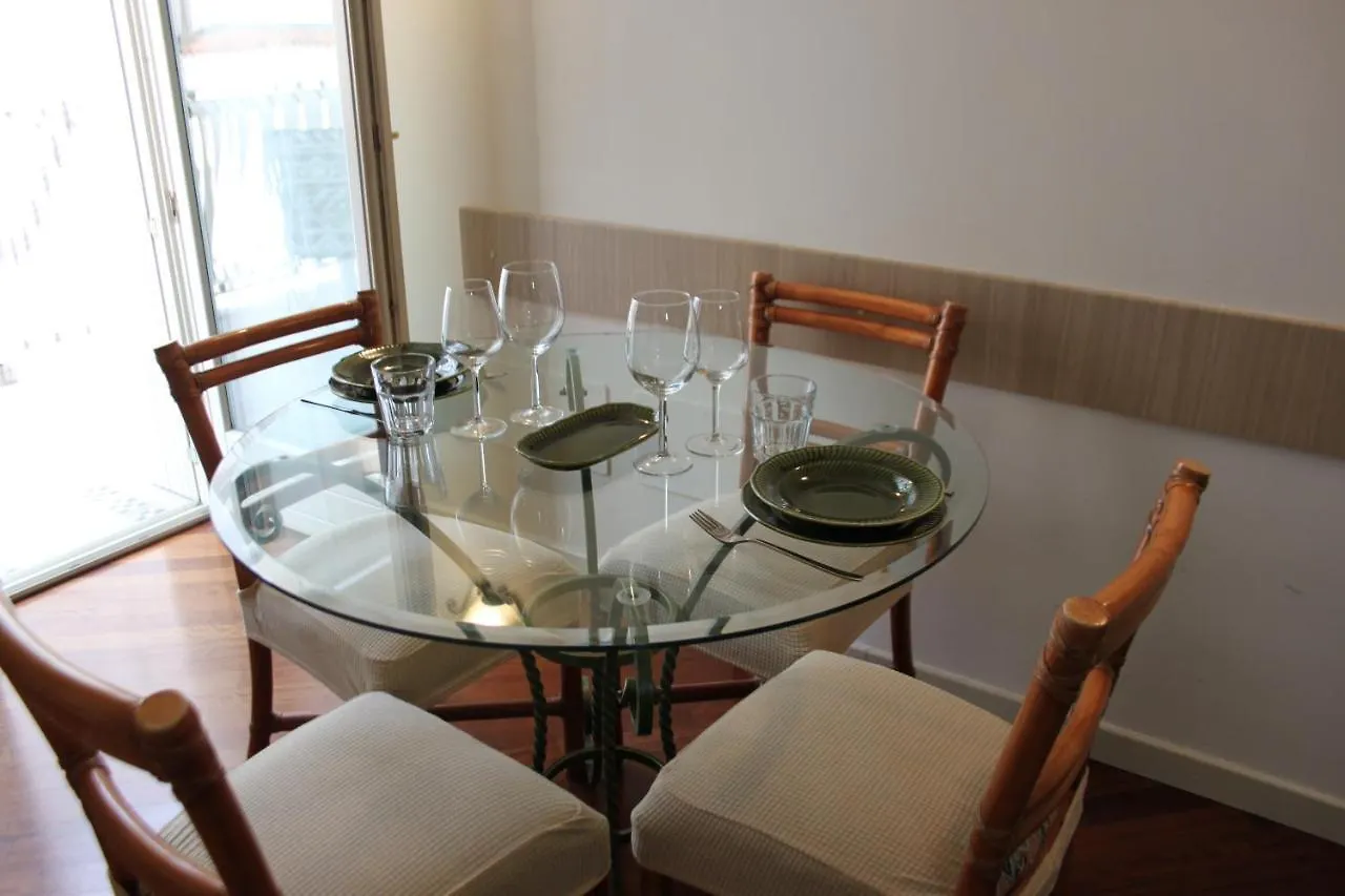 Apartament La Gardenia Desenzano-By Goccia Di Lago Desenzano del Garda 0*,
