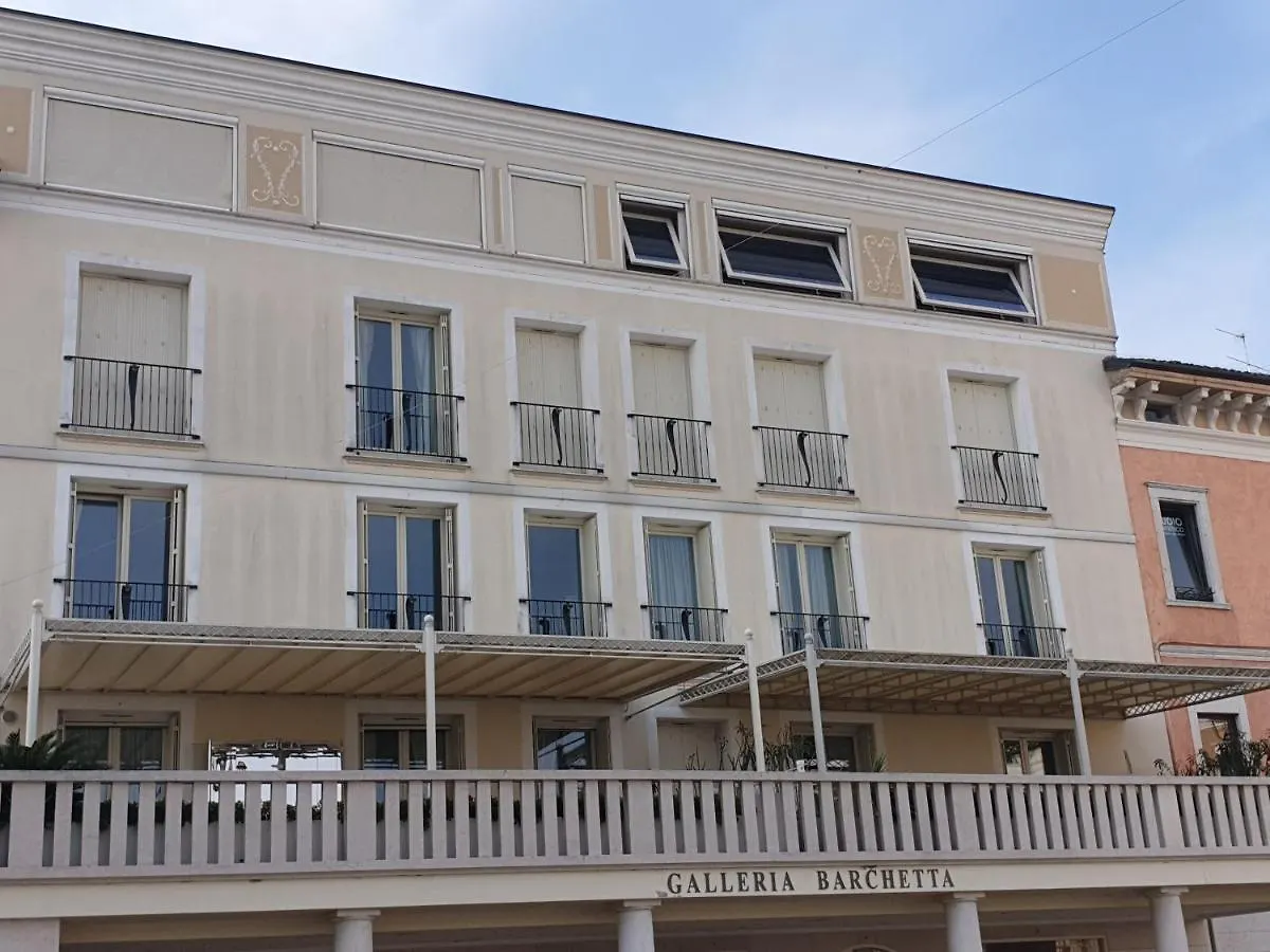 Apartament La Gardenia Desenzano-By Goccia Di Lago Desenzano del Garda