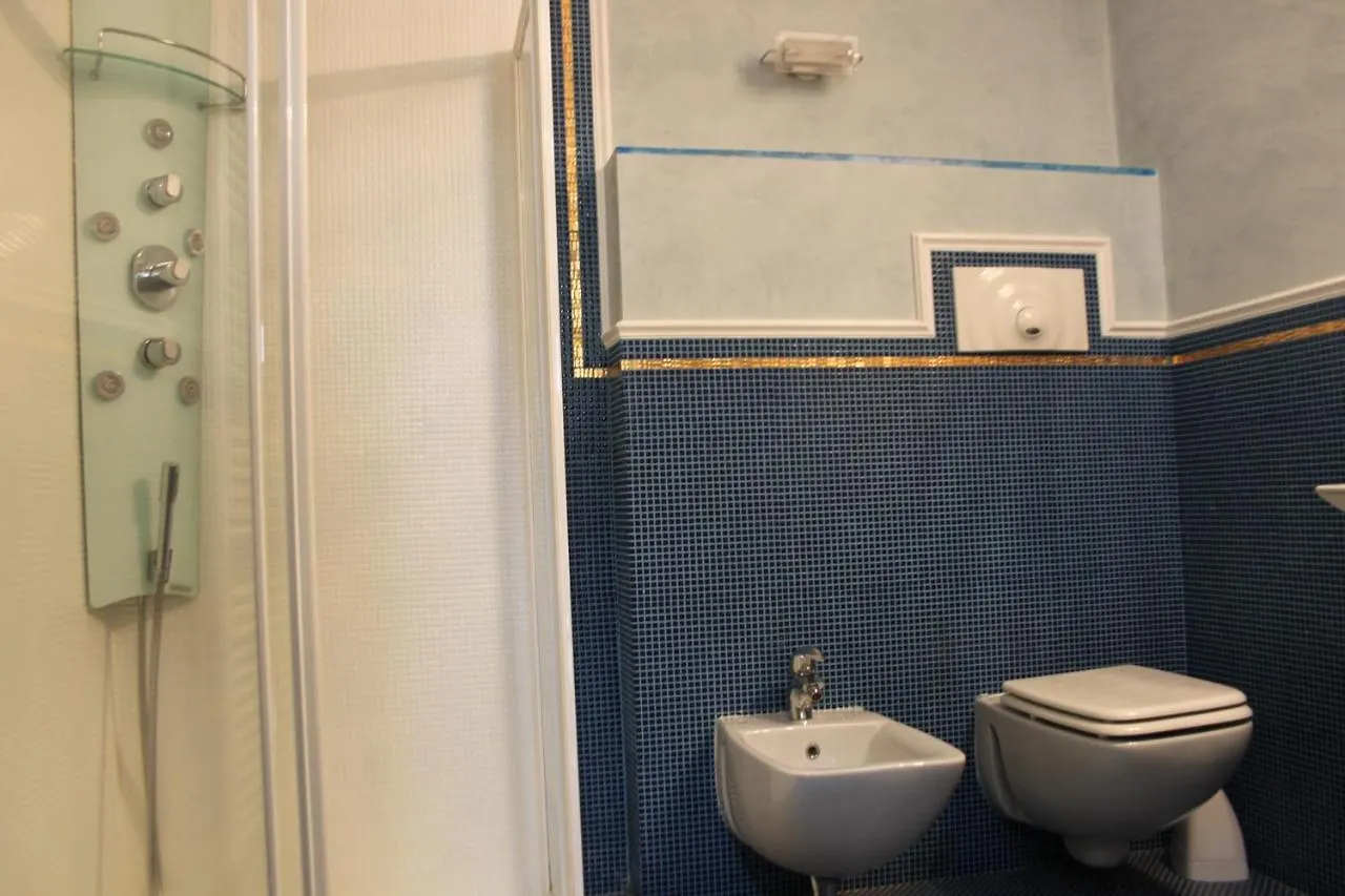 Apartament La Gardenia Desenzano-By Goccia Di Lago Desenzano del Garda